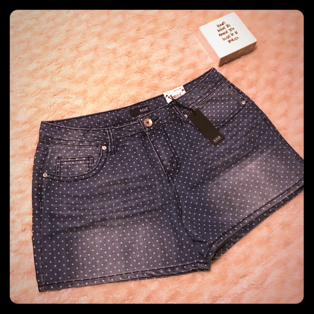 Polka dot shorts